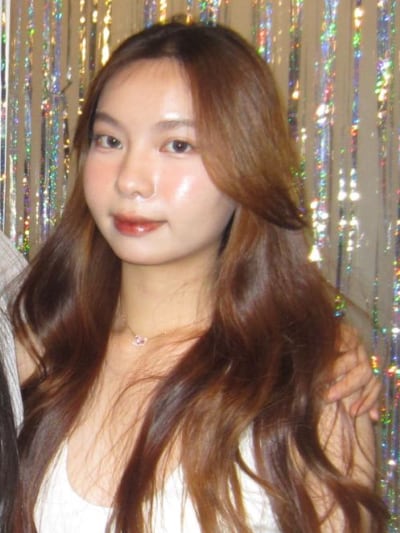 Chat with Ashley Ly, the  character AI chatbot
