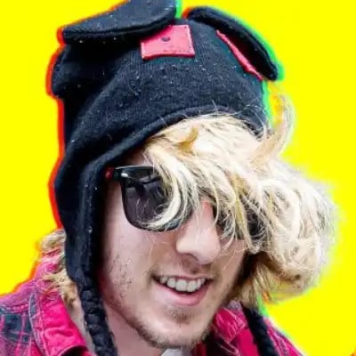 Chat with Kreekcraft, the RPG character AI chatbot