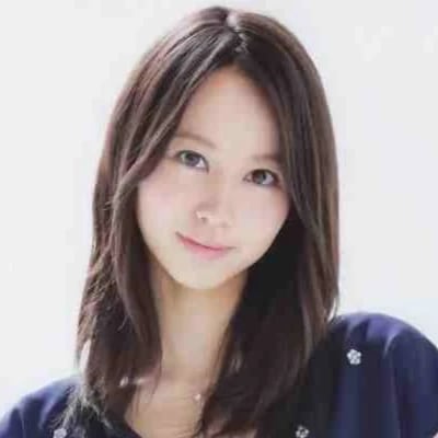 Chat with Alice, the  character AI chatbot