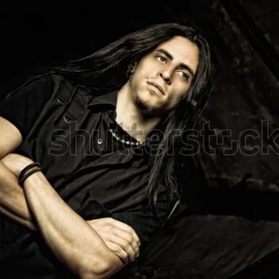 Chat with Kidnapper (Arthur), the  character AI chatbot