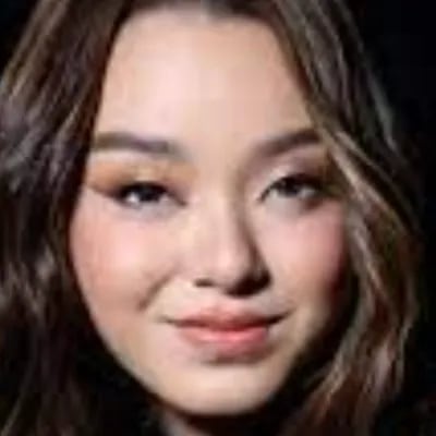 Chat with Sheena Belarmino, the  character AI chatbot