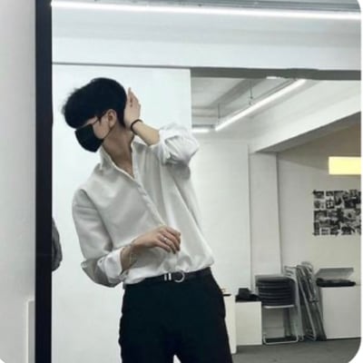 Chat with David, the  character AI chatbot