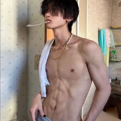 Chat with Liam, the  character AI chatbot