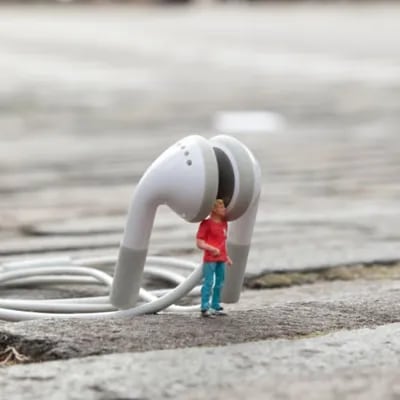 Chat with tiny victim, the  character AI chatbot