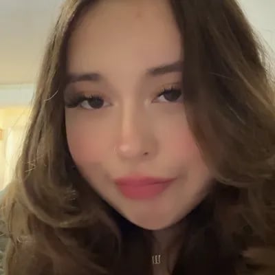 Chat with Emilia Ramirez, the Romance character AI chatbot