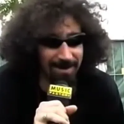 Chat with Serj Tankian [1999], the Celebrity character AI chatbot