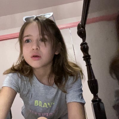Chat with Ellen, the  character AI chatbot