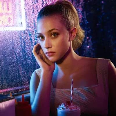 Chat with Betty Cooper, the Movie & TV character AI chatbot
