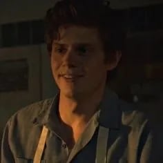 Chat with Kit Walker, the Movie & TV character AI chatbot