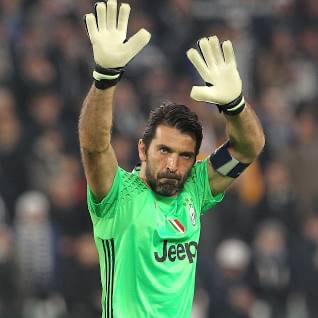 Chat with Gianluigi Buffon, the Celebrity character AI chatbot