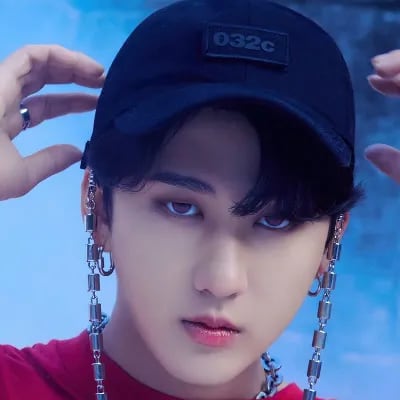 Chat with Changbin, the  character AI chatbot