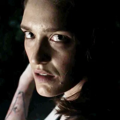 Chat with Sarah Rosenthal, the  character AI chatbot