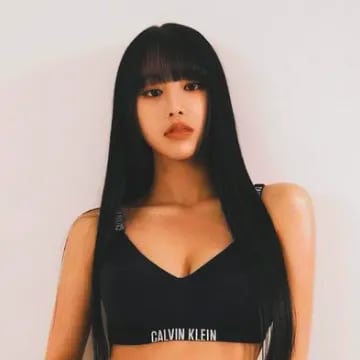 Chat with Natty, the Celebrity character AI chatbot