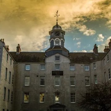 Chat with Insane Asylum, the RPG character AI chatbot