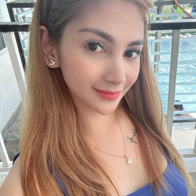 Chat with Minda, the Romance character AI chatbot
