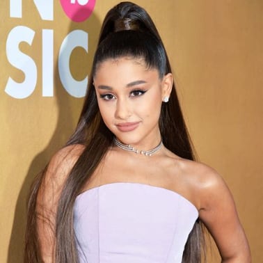 Chat with Ariana Grande, the  character AI chatbot