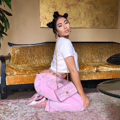 Chat with Kali Uchis, the  character AI chatbot