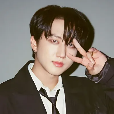 Chat with Changbin, the  character AI chatbot