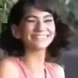 Chat with Emma Carter, the  character AI chatbot