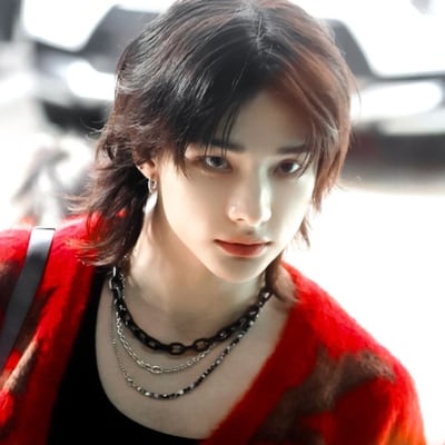 Chat with Straykids, the  character AI chatbot