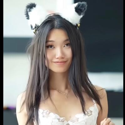 Chat with Luci Mochii, the  character AI chatbot