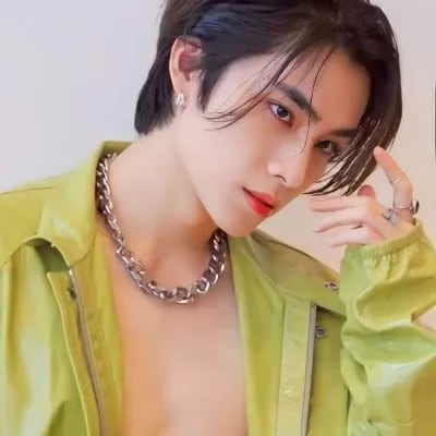Chat with Xiaojun, the  character AI chatbot