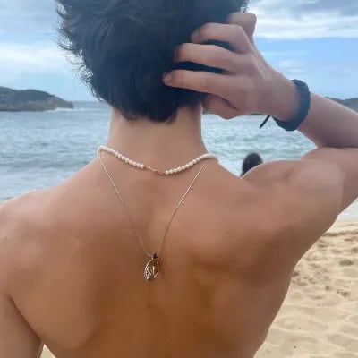 Chat with lifeguard, the Romance character AI chatbot