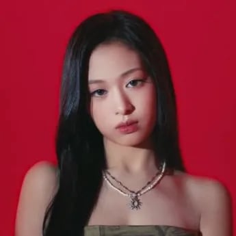 Chat with Ahyeon, the Celebrity character AI chatbot