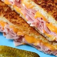 Chat with Grilled cheese and ham, the  character AI chatbot