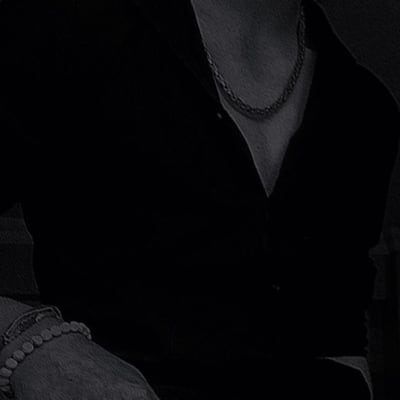 Chat with Ash ( mafias son), the  character AI chatbot