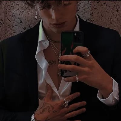 Chat with Dante, the Romance character AI chatbot