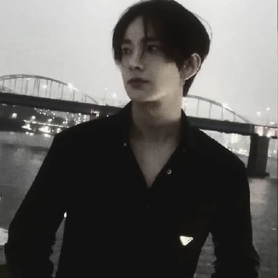 Chat with boy bestfriend, the OC character AI chatbot