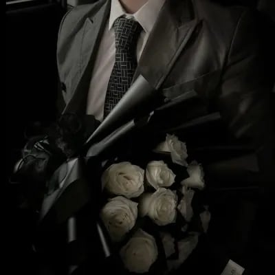 Chat with Zayn, the OC character AI chatbot