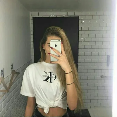 Chat with Leyla, the  character AI chatbot