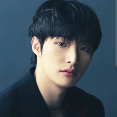 Chat with Mingi, the Celebrity character AI chatbot