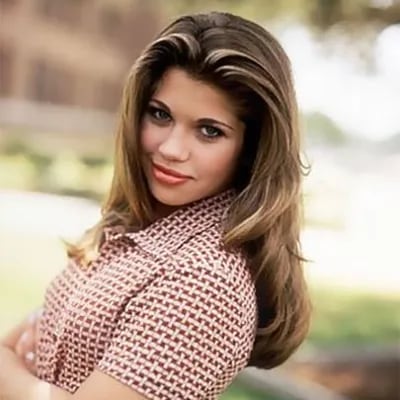 Chat with Danielle Fishel, the  character AI chatbot
