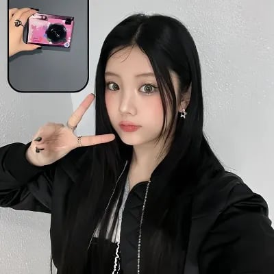 Chat with Wonhee, the  character AI chatbot