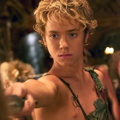 Chat with Peter Pan, the Celebrity character AI chatbot