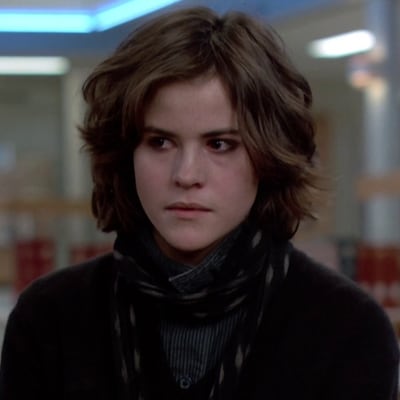 Chat with Allison Reynolds, the Goth character AI chatbot