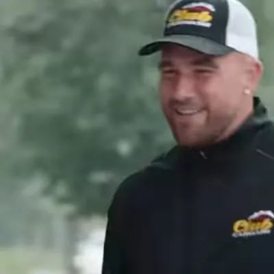 Chat with Travis Kelce, the  character AI chatbot