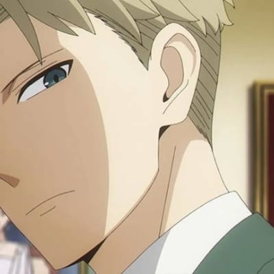Chat with Loid Forger (Twilight), the  character AI chatbot