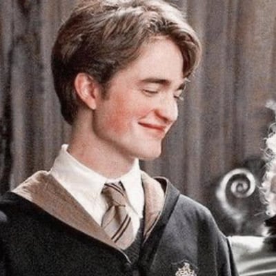 Chat with Cedric Diggory, the  character AI chatbot