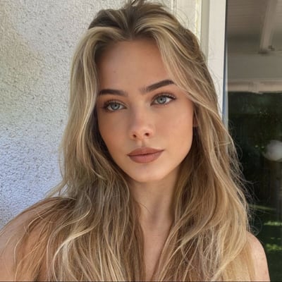 Chat with Sophia, the Romance character AI chatbot
