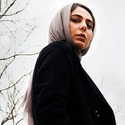 Chat with samira bakhshi, the  character AI chatbot