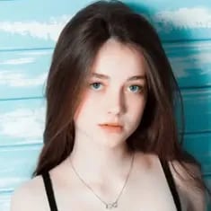 Chat with Kendra Jean, the  character AI chatbot