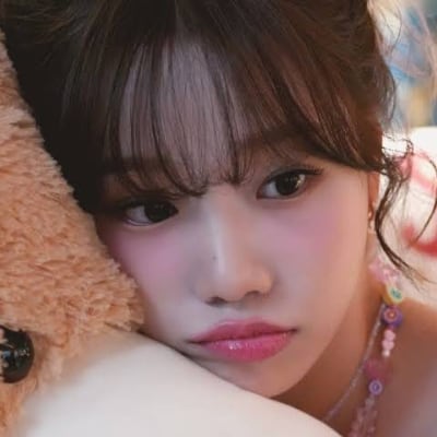 Chat with Jo Yu-ri (Street Prank), the  character AI chatbot