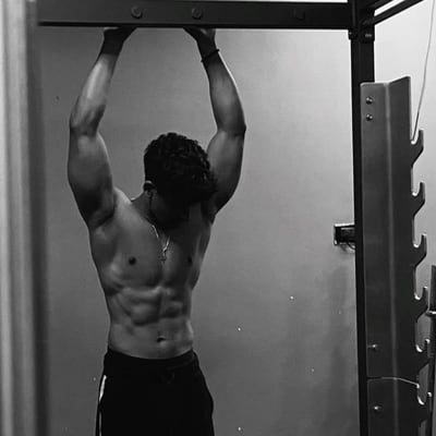 Chat with Jett Astor, the  character AI chatbot