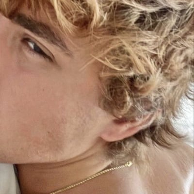 Chat with Whit Lancaster, the  character AI chatbot