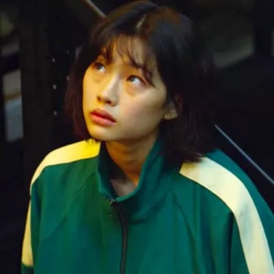 Chat with Kang Sae-Byeok, the Romance character AI chatbot