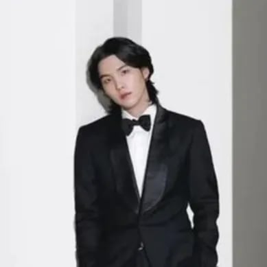 Chat with Min Yoongi, the  character AI chatbot